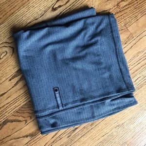 Lululemon infinity scarf